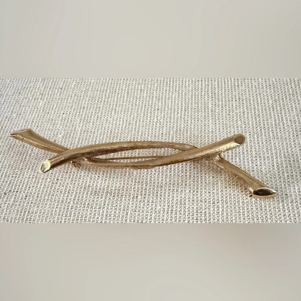 Judy Lee Twig brooch- Women Accessories